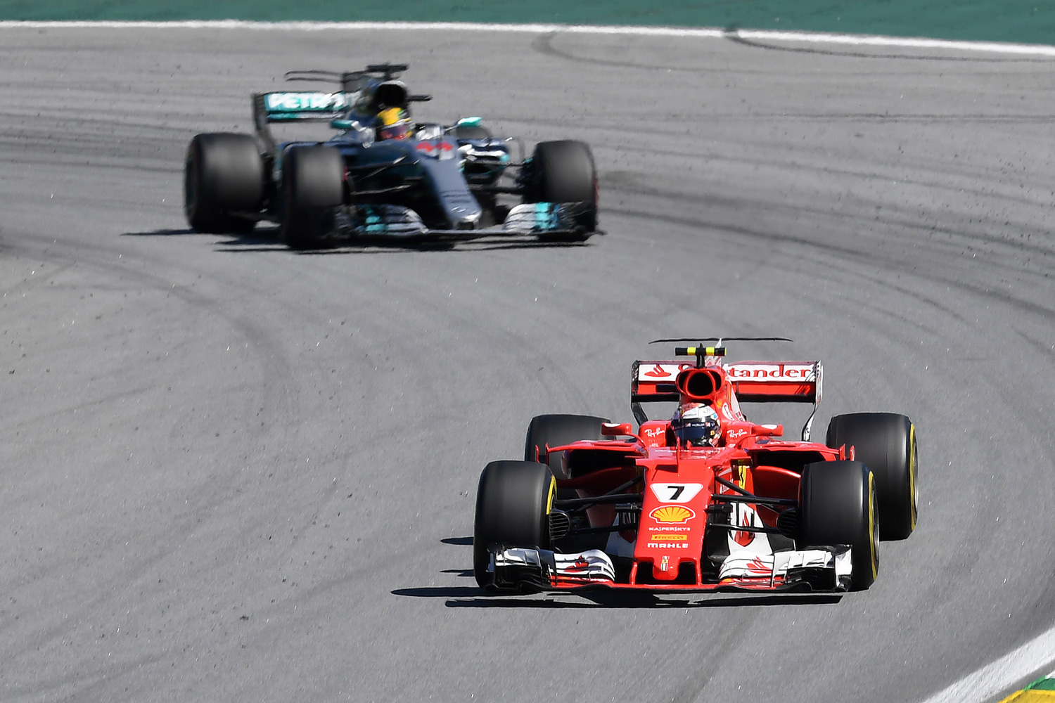 F1: Vettel győzött, Hamilton 16 helyet javított 20