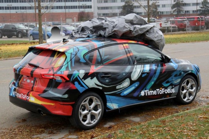 Összkerékhajtással, sportos futóművel jön a vadonatúj Ford Focus 6 | Vezess Összkerékhajtással, sportos futóművel jön a vadonatúj Ford Focus 6