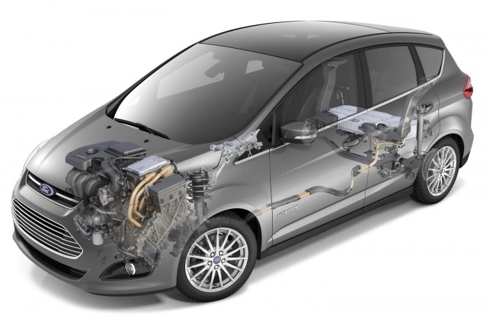 Kinyírta hibrid családi autóját a Ford 1 Kinyírta hibrid családi autóját a Ford 1