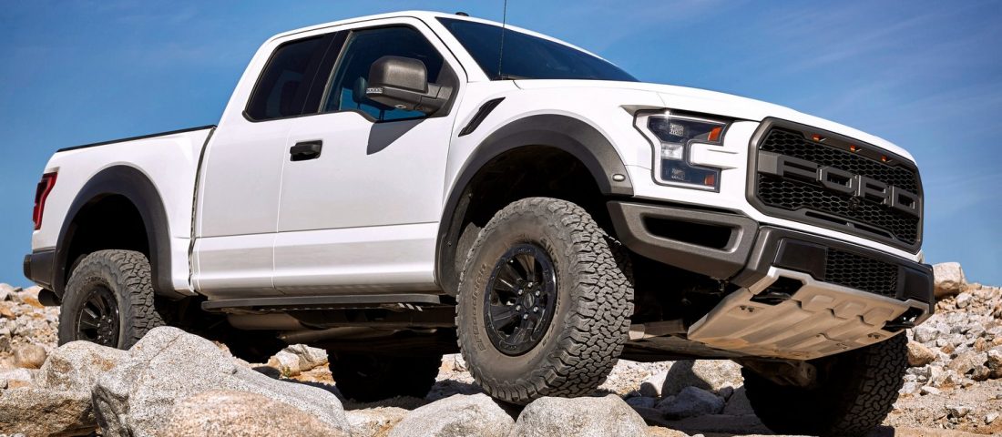 Robot-terepjárót épít a Ford