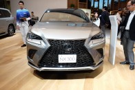 Lexus-dömping Tokióban 89