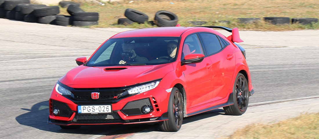 Michelisz Norbi és az űrutazás? Simán!