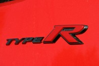 Teszten a Honda Civic Type R – Falhoz állít 94