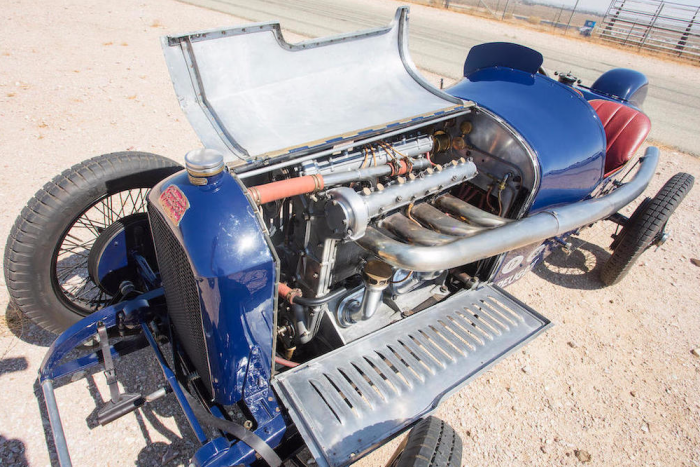 2 milliárdot adtak ezért a legendás Peugeot versenyautóért 6