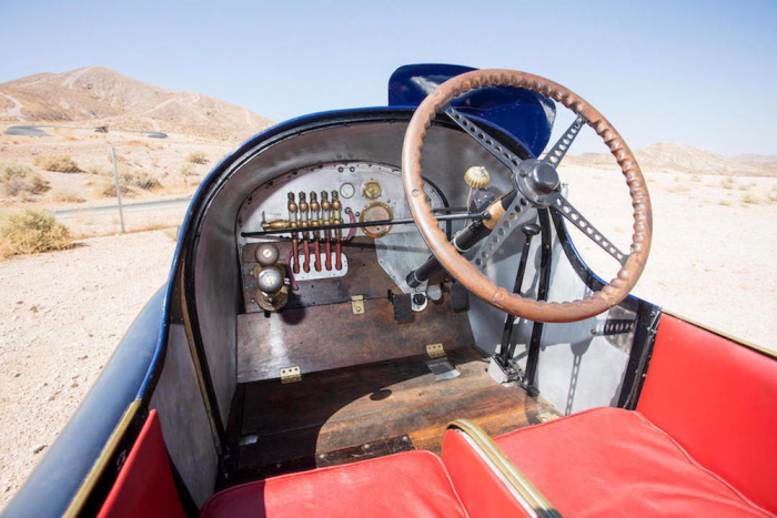 2 milliárdot adtak ezért a legendás Peugeot versenyautóért 7