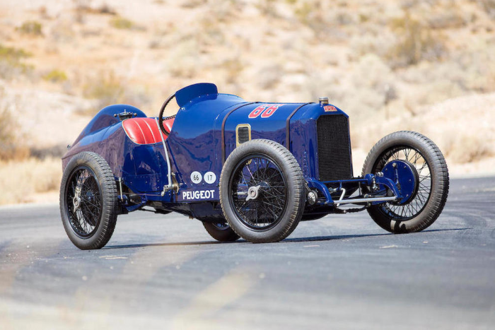 2 milliárdot adtak ezért a legendás Peugeot versenyautóért