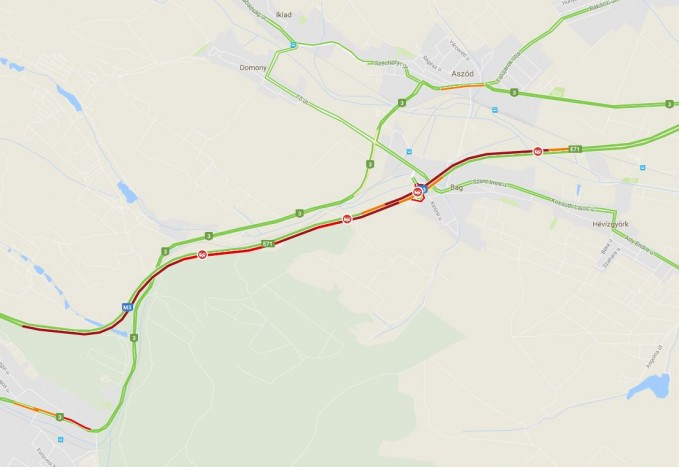 Baleset az M3-ason, lezárták a pályát
