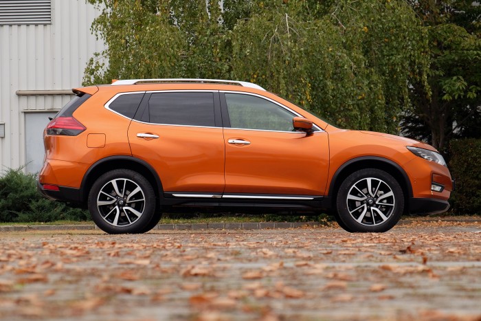Szebb nem, csak erősebb lett: Nissan X-Trail 2