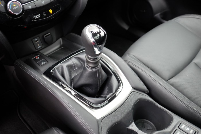 Szebb nem, csak erősebb lett: Nissan X-Trail 7