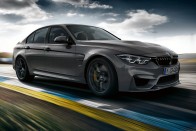 Felsőfokig ragozták a BMW M3-ast 34