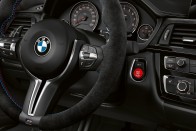 Felsőfokig ragozták a BMW M3-ast 30