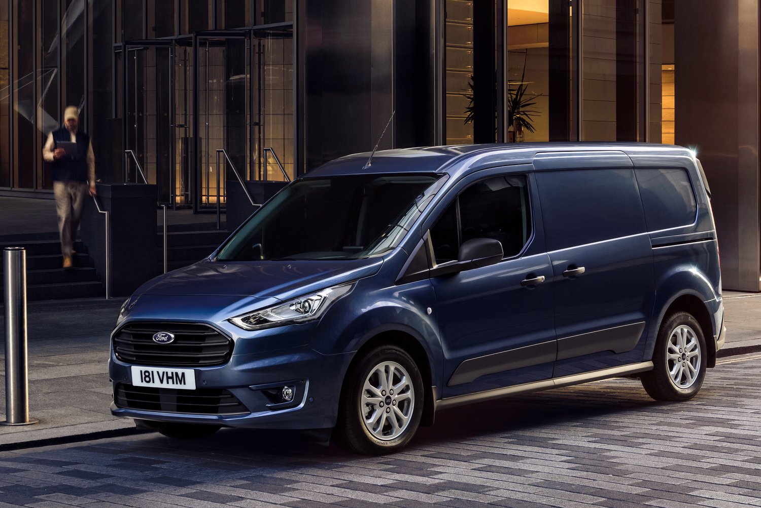 Megújulnak a Ford Transit család apróságai 9