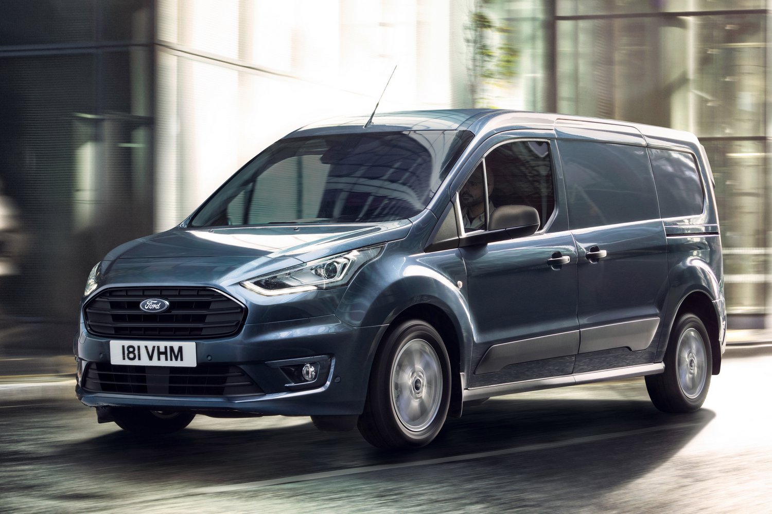 Megújulnak a Ford Transit család apróságai 10