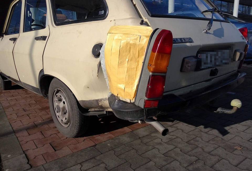 Minden idők tákolását fotózták egy hazai Dacián 3 | Vezess Minden idők tákolását fotózták egy hazai Dacián 3