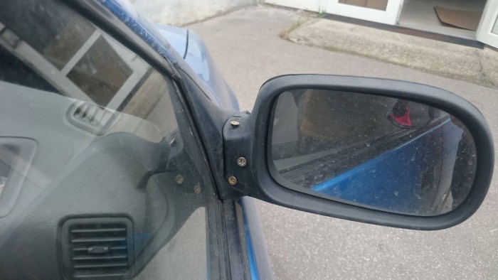 Ez a magyar suzukis tökélyre fejlesztette a visszapillantójavítás művészetét 4