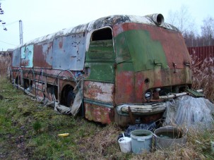 A biztos halálból mentettek meg az oroszok egy öreg Ikarust