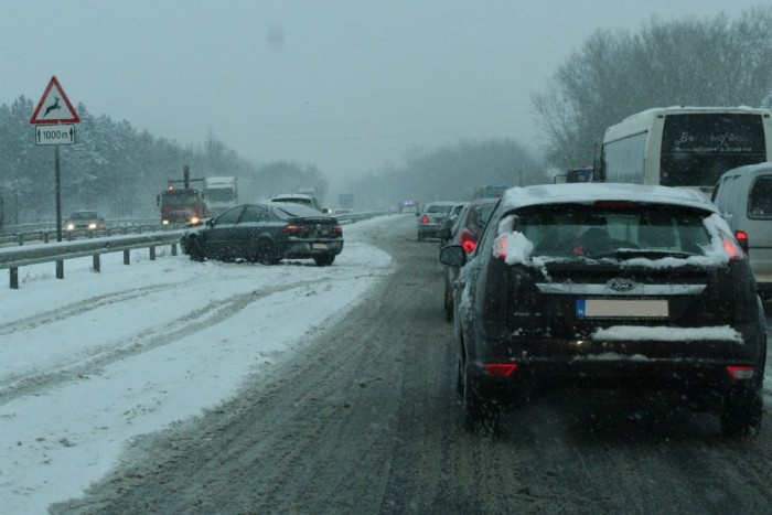 Vezetés hóban – Túlélési tanácsok 10