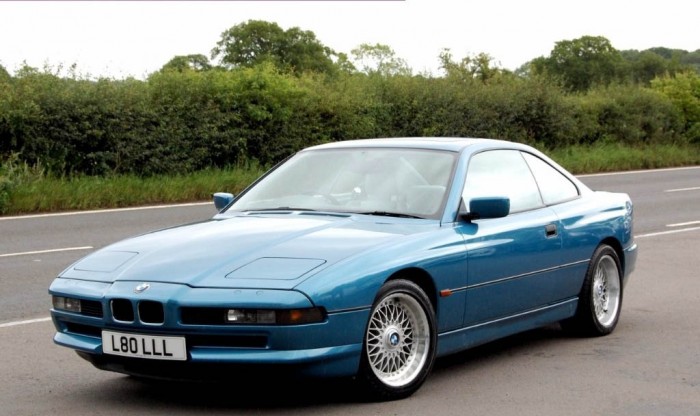 Ha mindig irigyelted a brunei szultán kék 8-as BMW-jét, itt a remek alkalom!