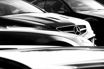 Egy csokor brutális Mercedes keresi gazdáját