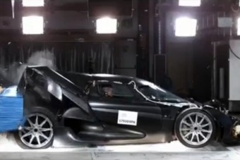 Így néz ki, ha összetörnek félmilliárd forintot