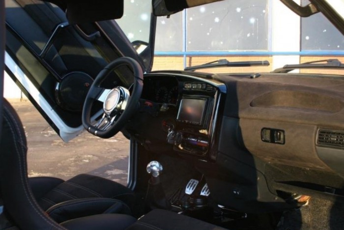 Szigorú gép lett ebből a Lada Samarából 6 | Vezess Szigorú gép lett ebből a Lada Samarából 6