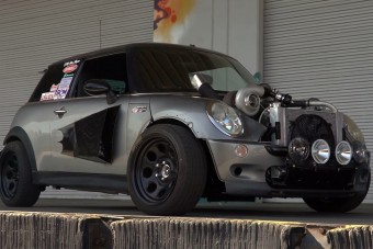 Eszelősen néz ki ez a V8-as, turbós MINI