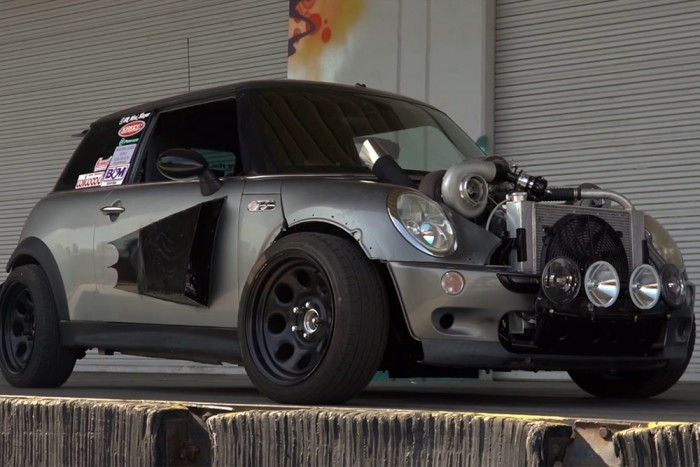 Eszelősen néz ki ez a V8-as, turbós MINI