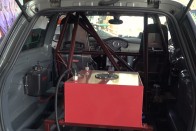 Eszelősen néz ki ez a V8-as, turbós MINI 11