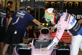 F1: Kitúrják a gagyi tesztpilótákat