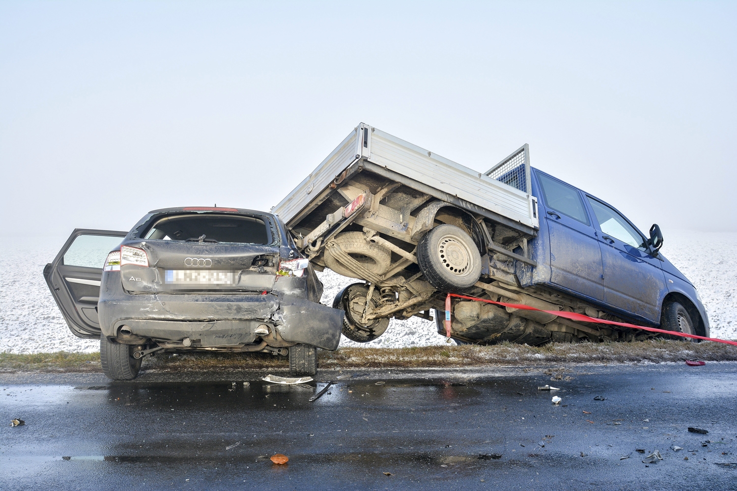 Tömeges karambol az 52-es fõúton | Vezess | Vezess