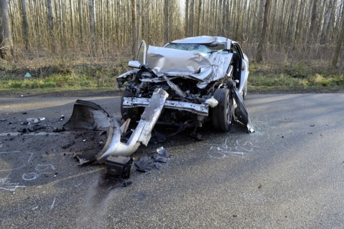 Csak előzni akart a 18 éves fiú Páhinál, belehalt