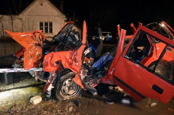 Megrázó fotókon a soltvadkerti tragédia