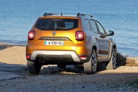 Új Dacia Duster: szabadidő-autó 3 millió alatt 51