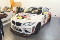 Összefirkálta az M2-es BMW-t, mert művész 22