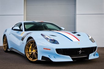 Kéne babakék Ferrari 340 millióért?