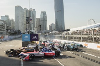 Vettel lesajnálta a villany-F1-et