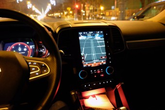 Autós navigáció, ingyen, okosba'