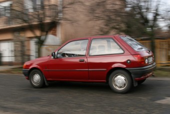 Negyedszázados autó, negyedmillió alatt