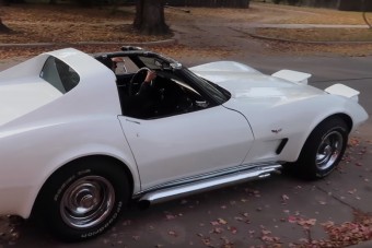 Így vásárolt a magyar celebcsaj izomautót Amerikában