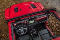 Jeep Wrangler: Nem látod, de vadonatúj 76