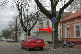 Befutott az év legjogosabb házi készítésű KRESZ-táblája Makóról