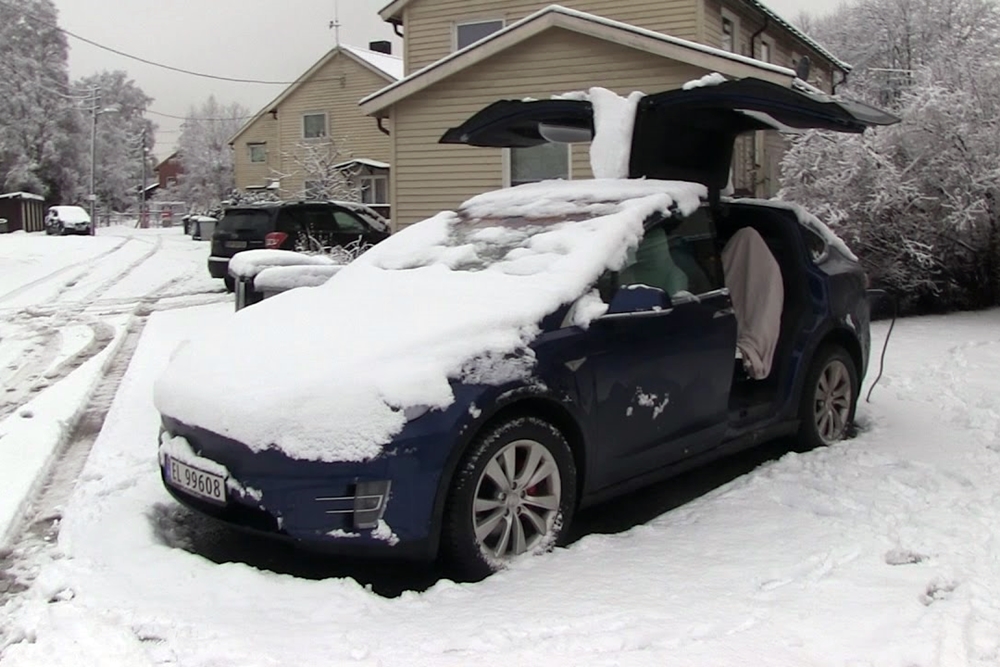 5 ok, amiért nem szeretik a telet a Tesla-tulajdonosok 1