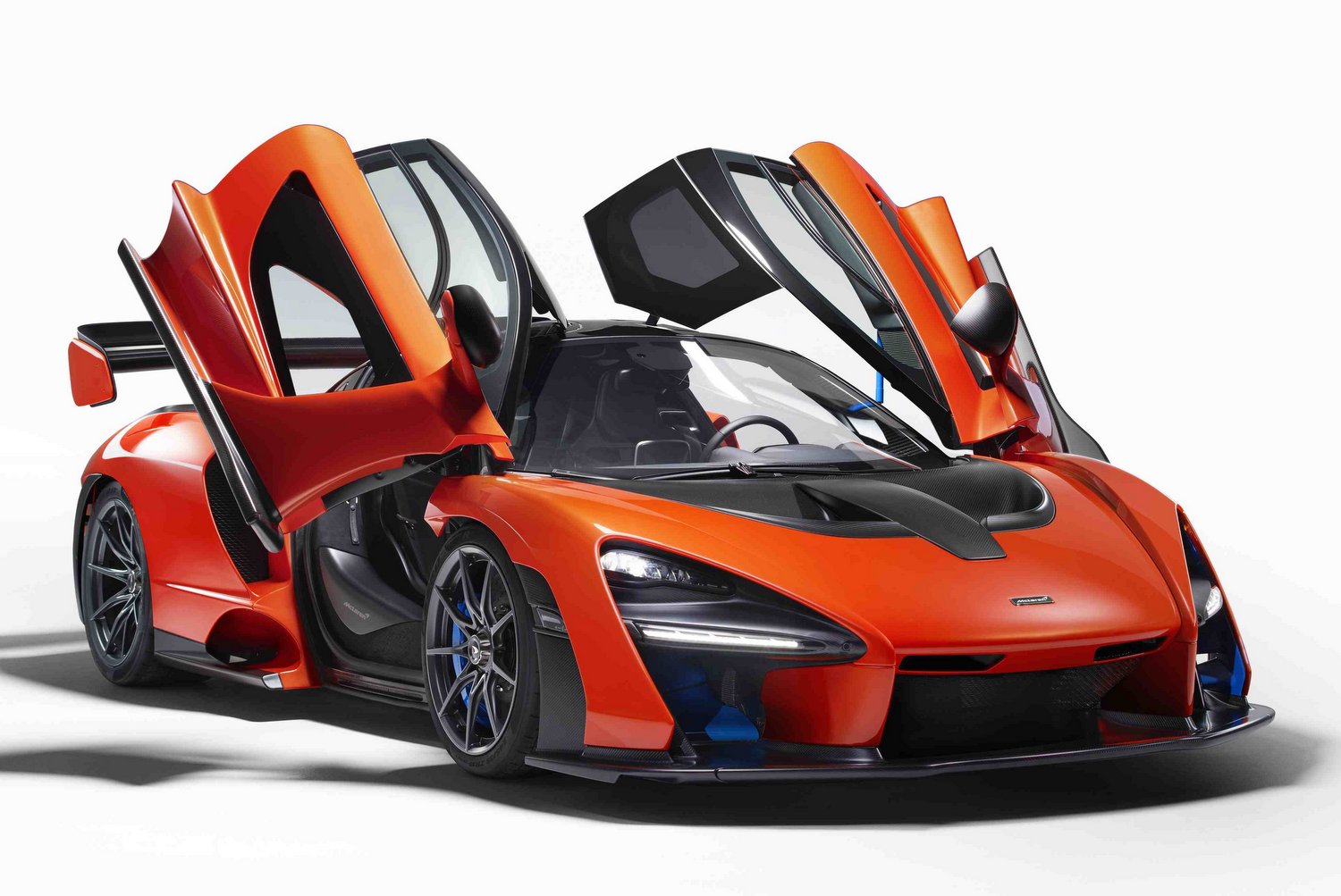 Negyedmilliárdos utcai versenyautót épít a McLaren 20