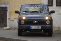 41 éves, mégis új, mi az? Hát a Lada Niva! 2