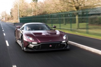 Ilyen autót nem szabadna utcára engedni