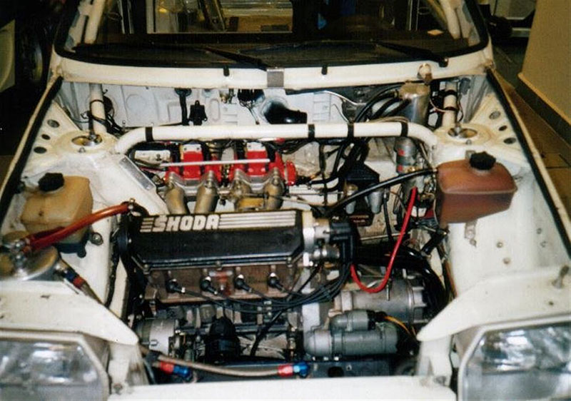 Ennél nem volt keményebb Škoda a kilencvenes évek elején 2 | Vezess Ennél nem volt keményebb Škoda a kilencvenes évek elején 2