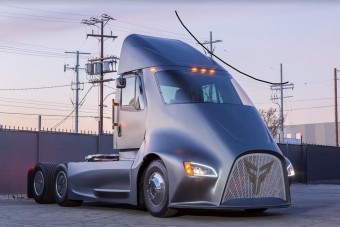 Máris kihívója akadt a Tesla teherautójának