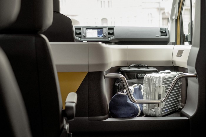 Elektromos iránytaxit fejlesztett a Volkswagen 7