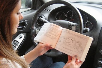 Életedre tör az autód kézikönyve