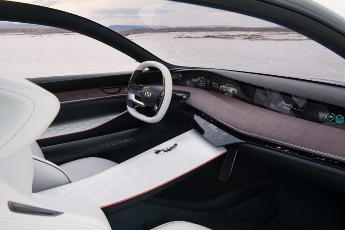 Infiniti Q Inspiration Concept: emberközpontú robotautó 7